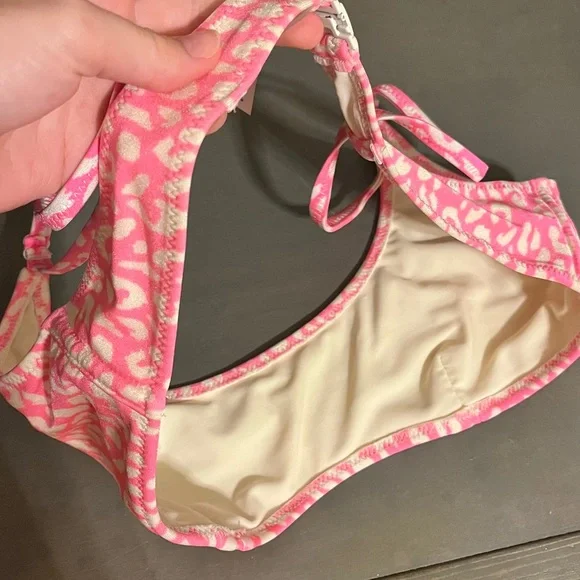 BUY OR TRADE! Triangl Pink and White Leopard Swimwear Top only - Picture 8 of 8